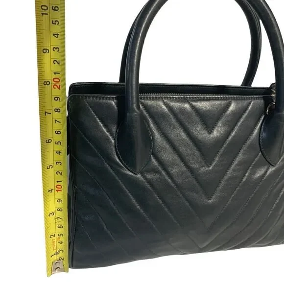 Vintage Chanel Chevron VStitch Tote - Picture 11 of 13